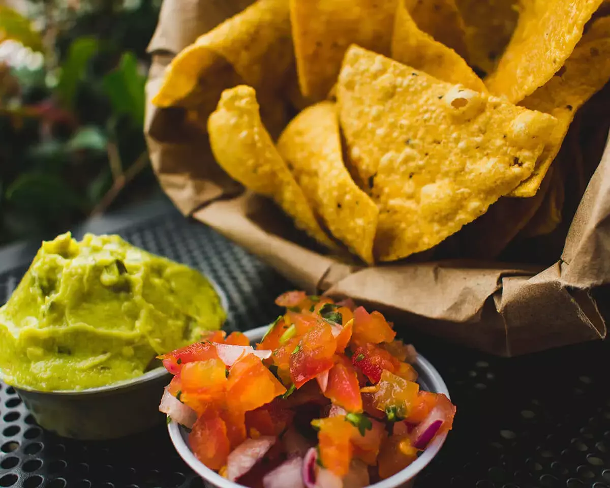 chips with salsa and guacamole