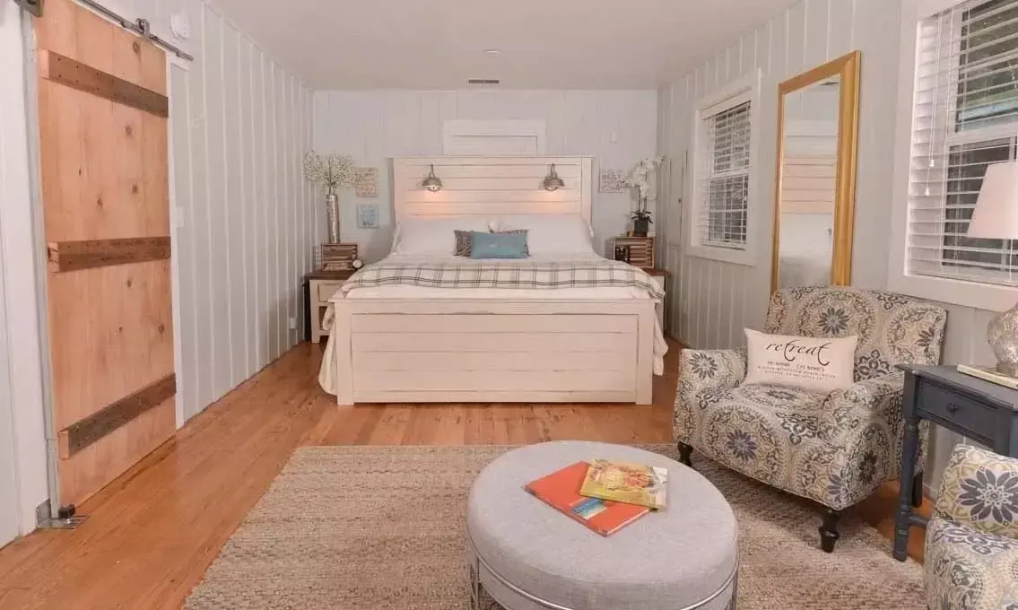 on-river-time-bedroom