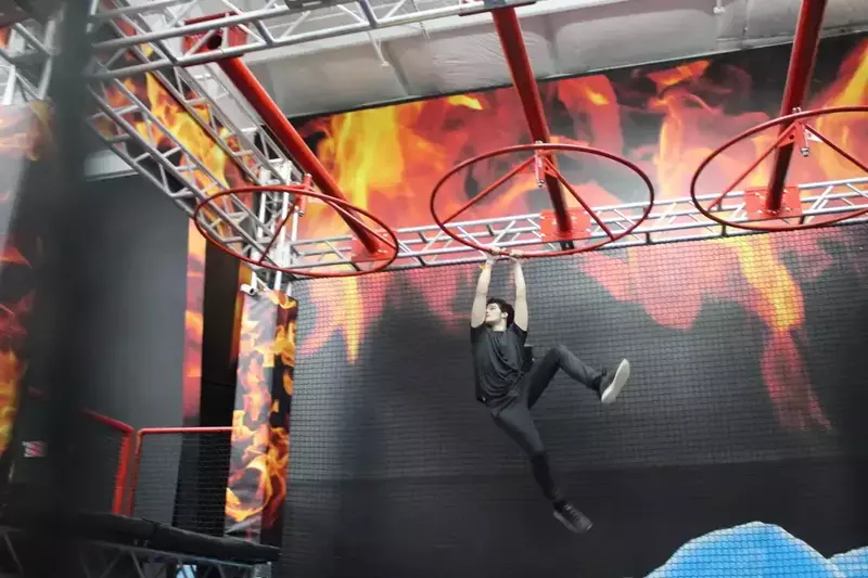 top-jump-swinging-course